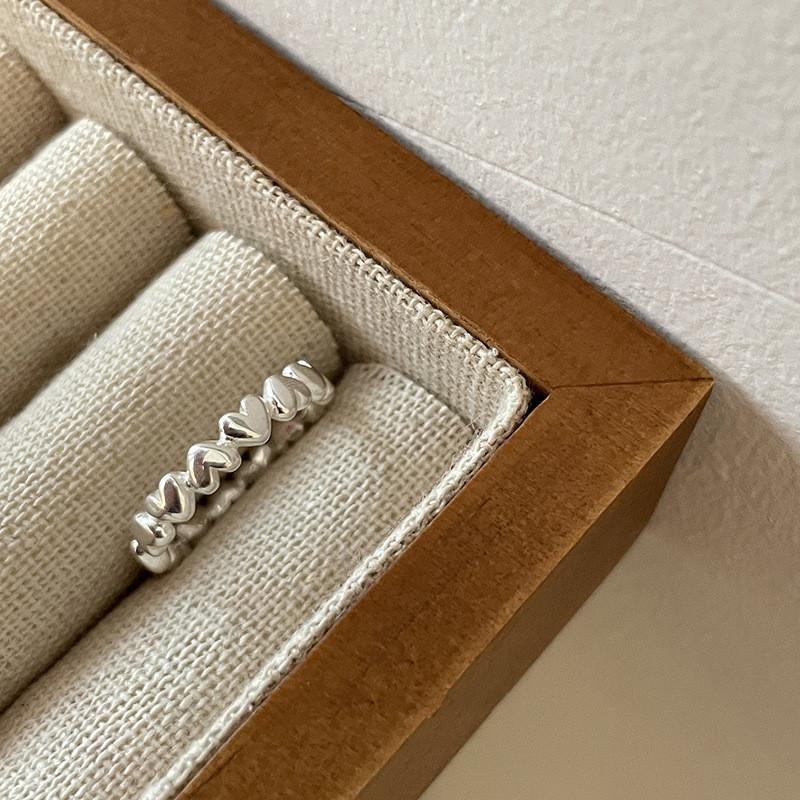 Minimalist Pearl Fashionable Ring For Women Sophisticated Geometric Copper Design