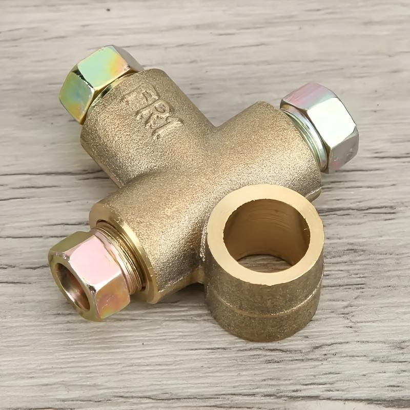1pcs Three Way Pipe Wear Resistant Anti Rust T Shape Water Splitter Brake Oil Pipe Car Brakes 3 Way Oil Pipe Car Accessory 1pcs