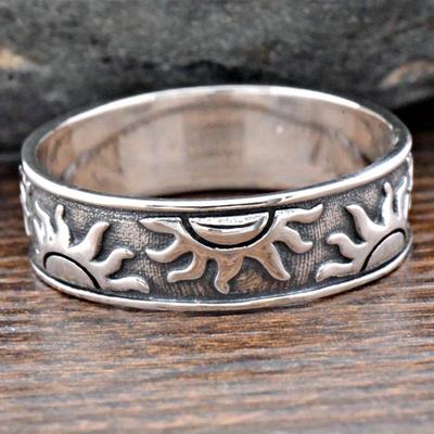 Ring Retro Simple Sun Wide Face Ring Suitable for Ladies and Men's Vacation Party Accessories Graduation Season Gift