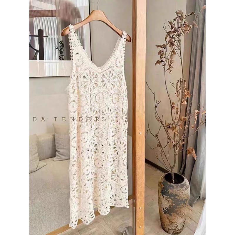 

Summer New Arrival Women s Fog Flower Hollow Dress Vacation Blouse Slim Looking Youthful-Looking Loose Vest Dress Apricot color One size