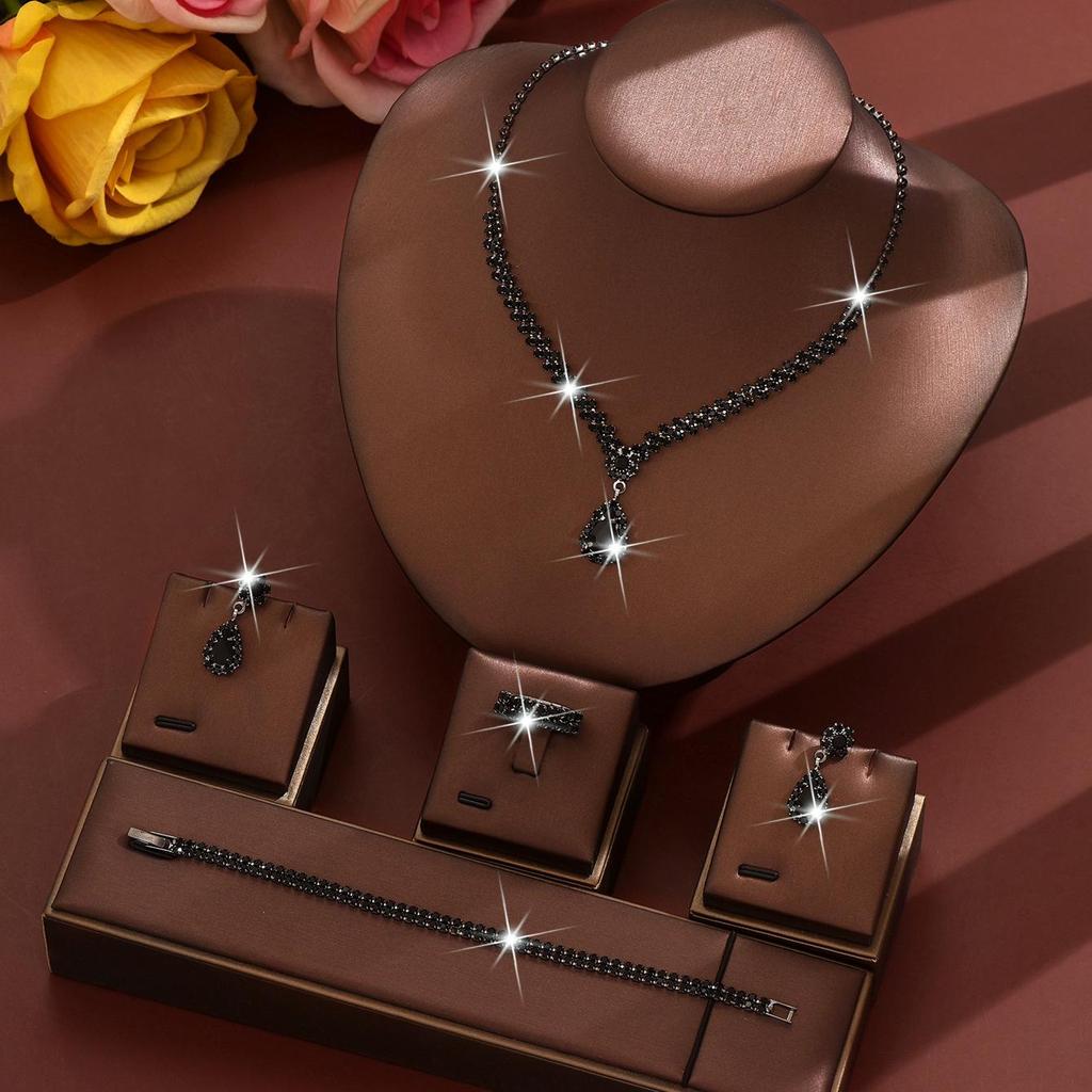 Elegante Set di Collana e Orecchini con Strass per Matrimoni
