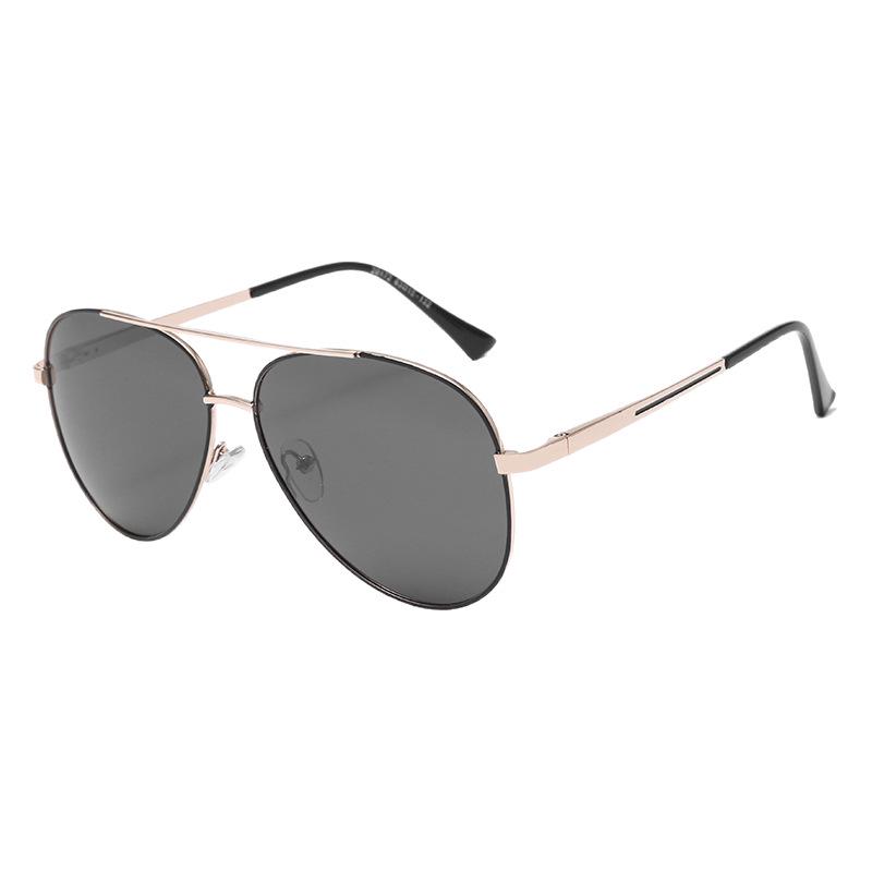 2026 Men's Polarized Aviator Sunglasses, Metal Frame, Sun Protection, Trendy Driving Style