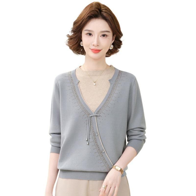 Mom's New Spring Clothing Knitted Fake Two-piece Top Medium Women's Clothing Spring and Autumn Two-piece Annual Sweater