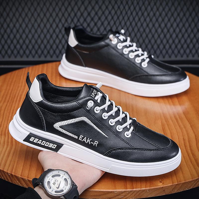 

Shoes 22 spring new leather surface waterproof youth board shoes raw leisure sports flat bottom 44