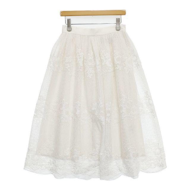 Laula/IENA Special order Fully embroidered lace Regular price 39,600 yen LS23I-SK1 Long skirt White Laura/IENA 6-0205M 271027