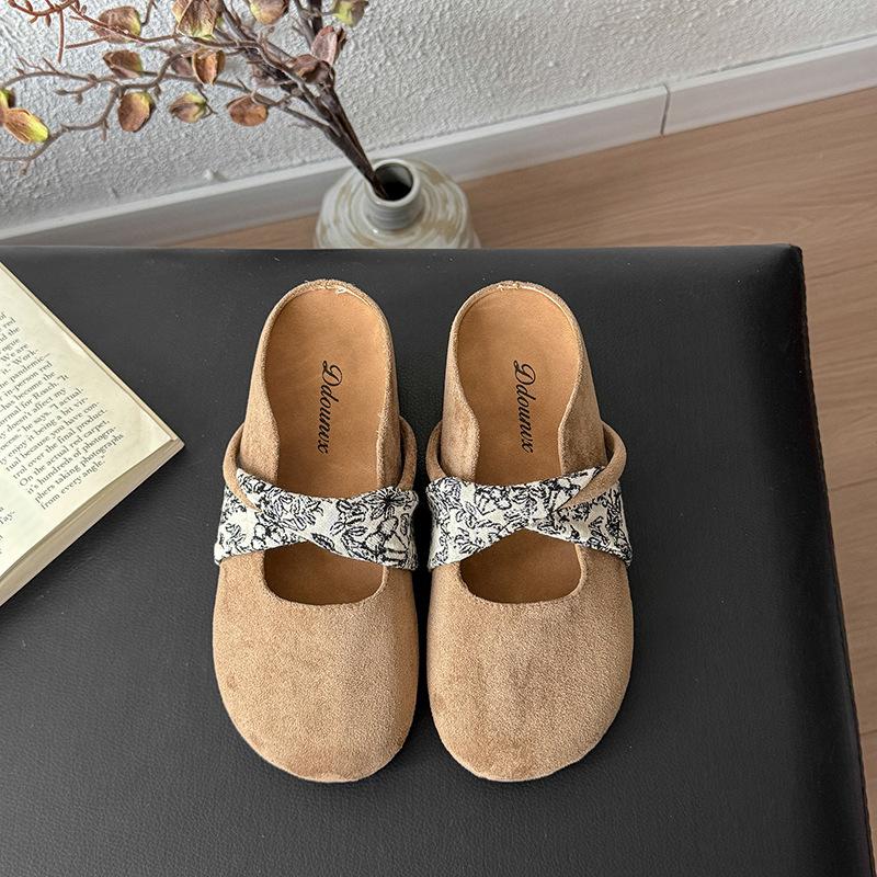 Retro casual girls flat-soled single shoes summer fashion evening breeze round head shallow mouth Mary Jane grandma shoes half a pack of slippers
