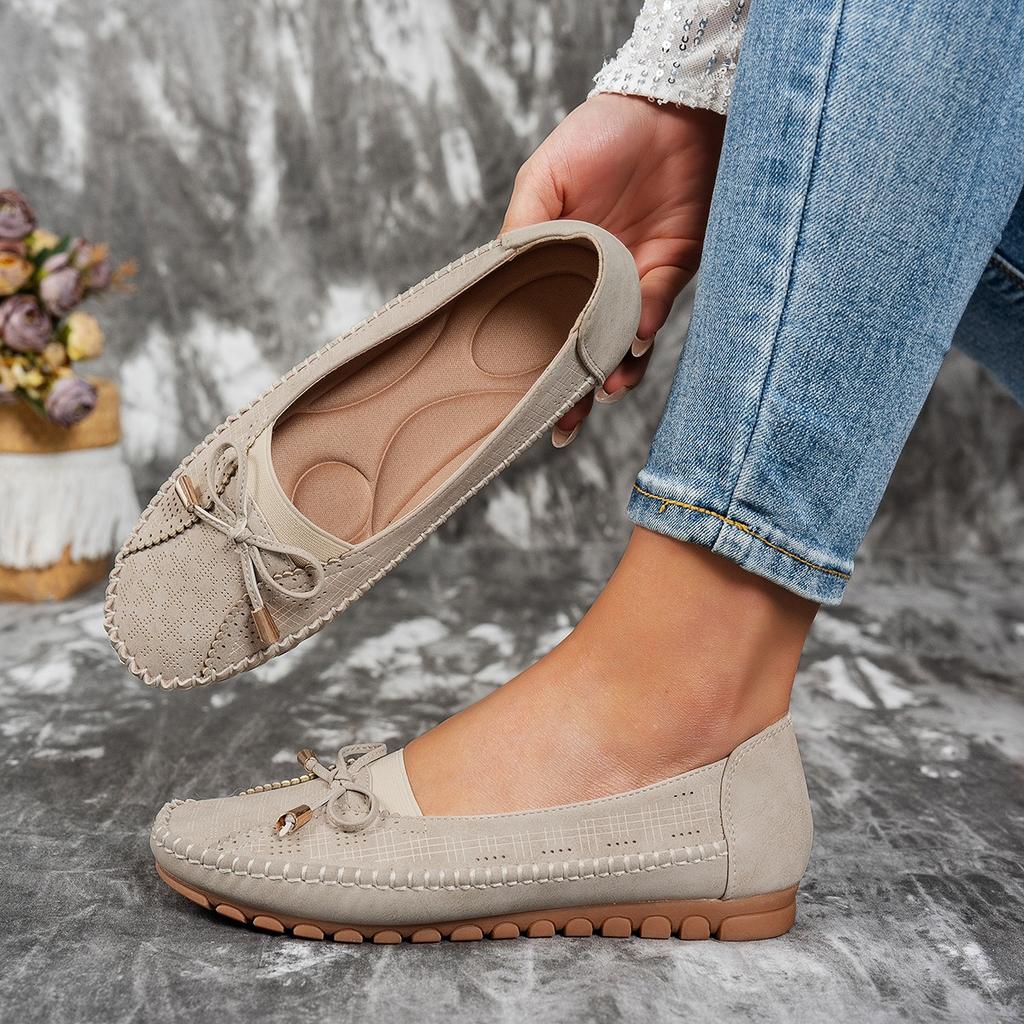 Stitching Bow Solid Color Women's Flat Loafers