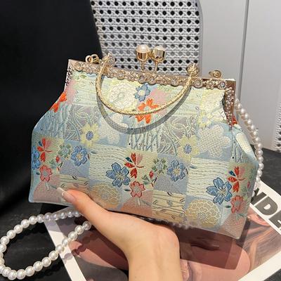 2024 New Chinese Style Pink Embroidered Pearl Chain Handbag Trendy Retro Shoulder Bag Women's Wedding Handbag Dinner Clip Bag