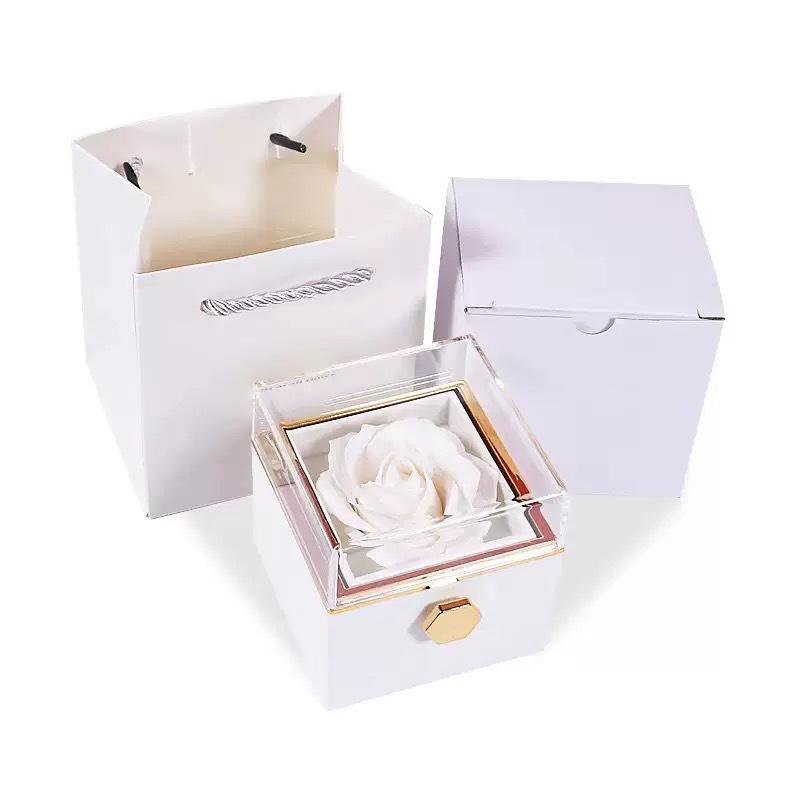 Valentijnsdag Roterende Zeepbloem & Sieradencadeaudoos