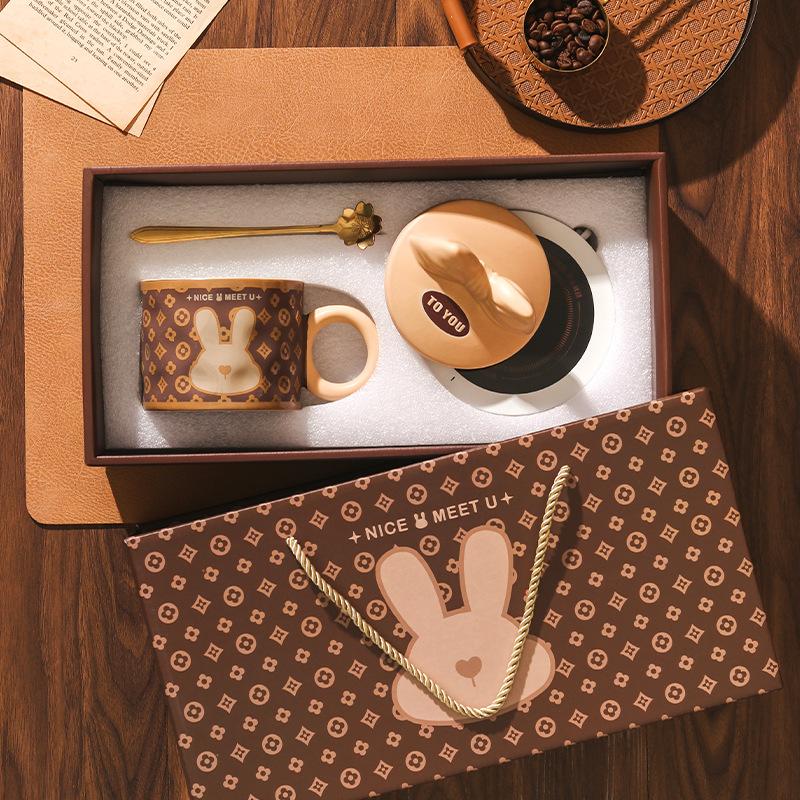 Retro Rabbit Ceramic Mug Souvenir Gift High Value with Cover Autumn and Winter Warm Water Cup Business Event Gift
