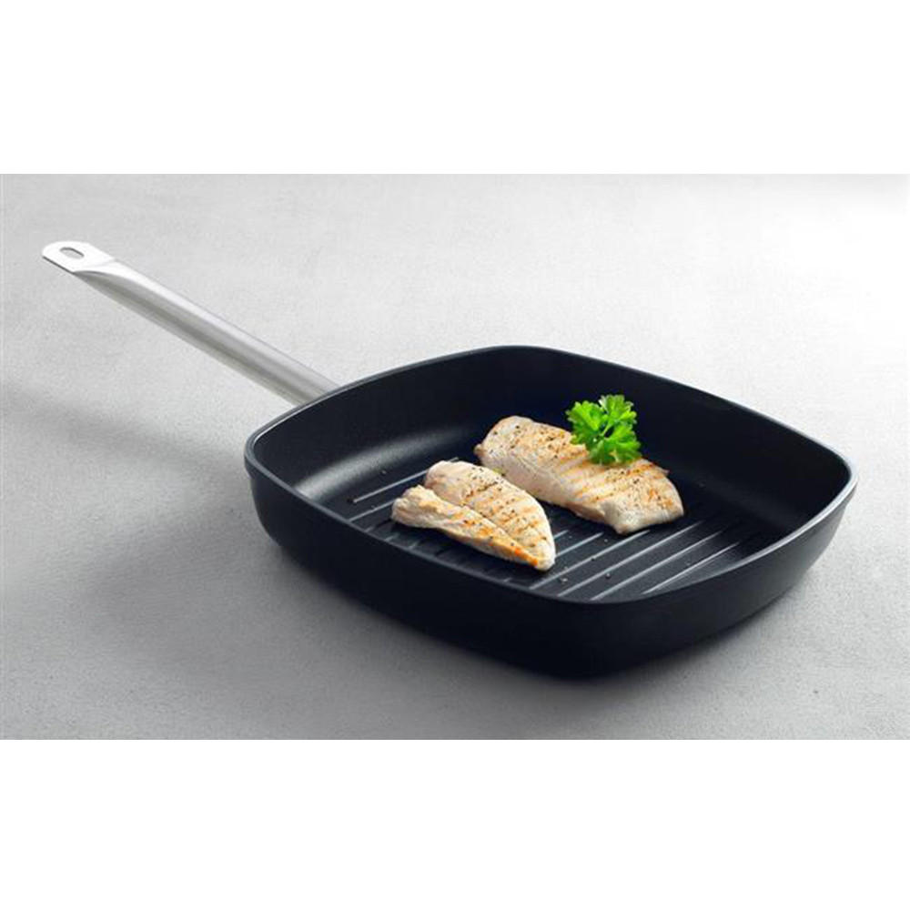 Profi Line Grill Pan With Ridges - Hendi 629802