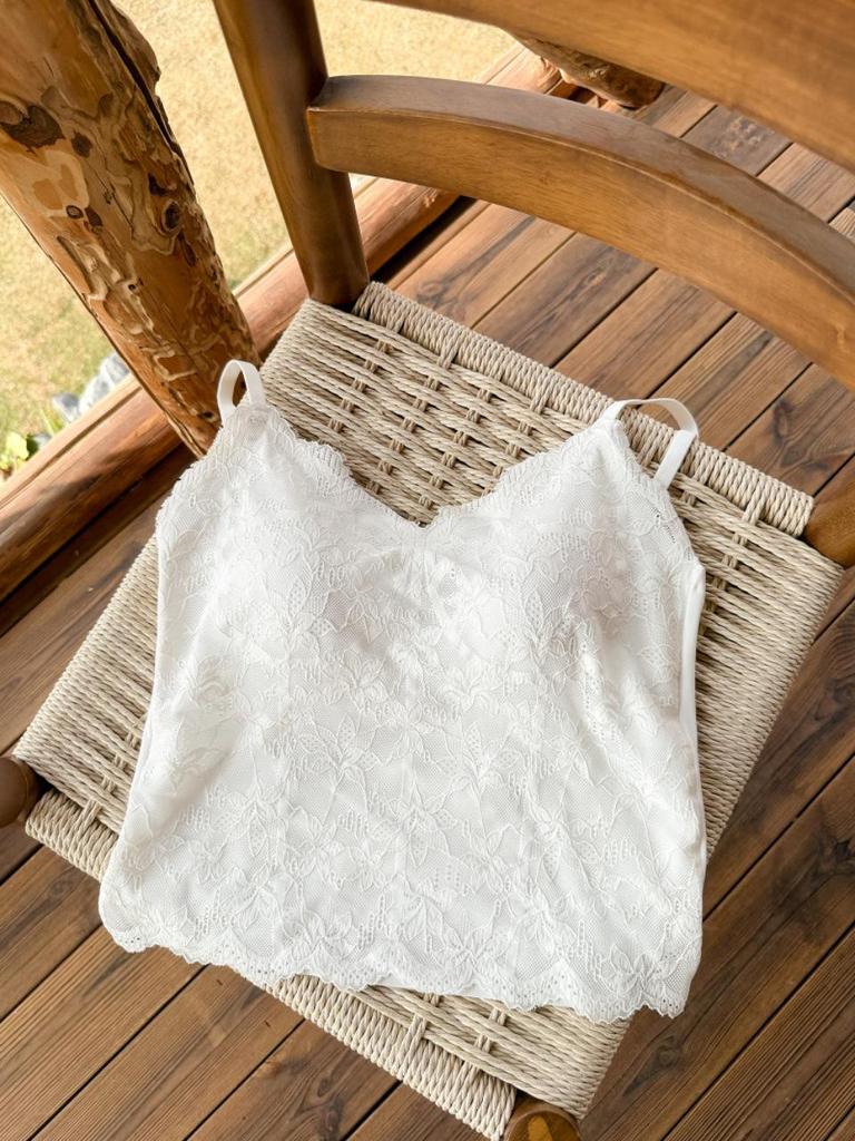French Lace Ice Silk Camisole with Chest Pads - Elegant Back, Slimming Fit, Spring/Summer Style