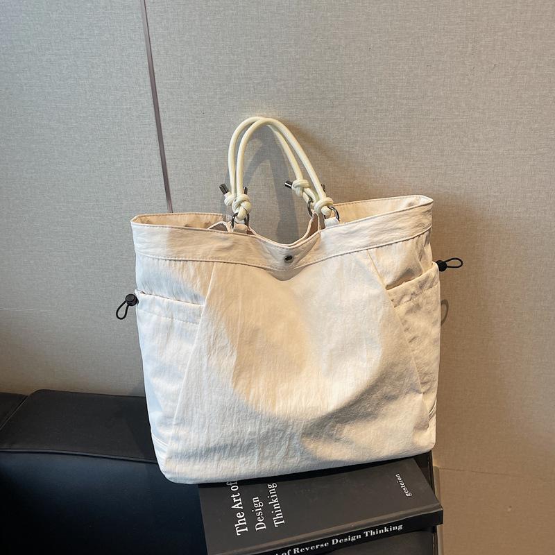 Summer new foreign style texture simple large-capacity bag fashion 2025 leisure trend women's shoulder tote bag