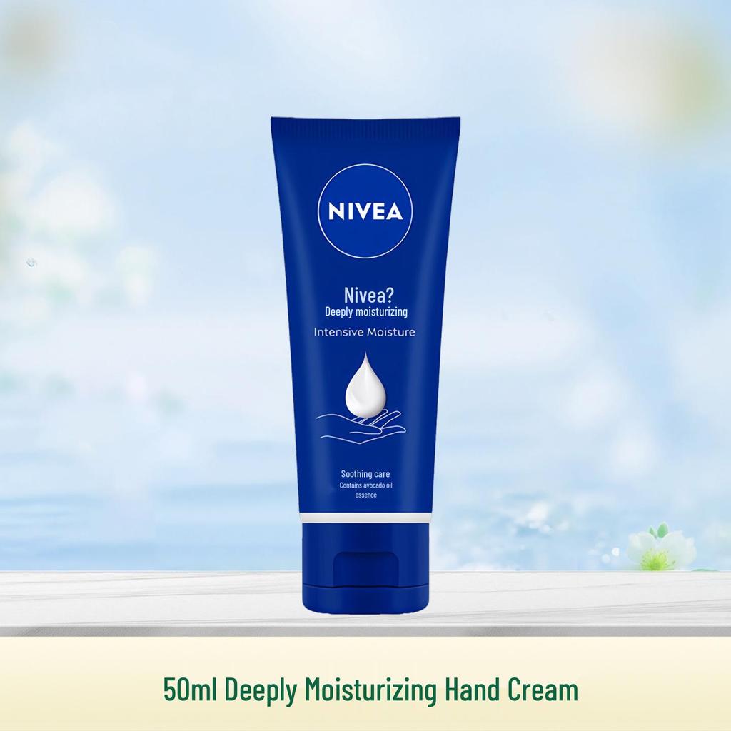 Nivea Winter Handcreme: Feuchtigkeitsspendende Pflege mit Multi-Effekt zur Vorbeugung von Trockenheit.