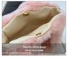 Mini Borsa in Finta Pelliccia di Coniglio Rex Autunno/Inverno: Borsa a tracolla con catena, morbida, alla moda e versatile per donna