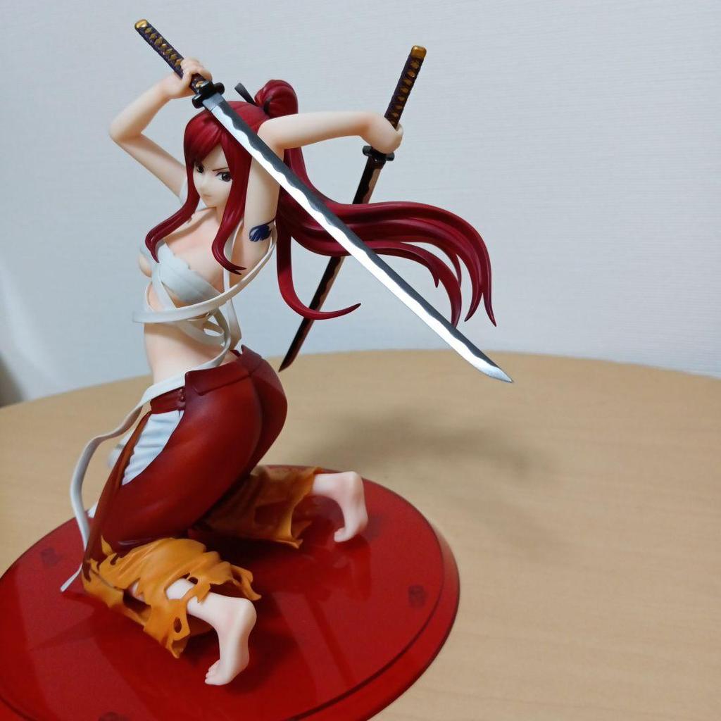 [USED] FAIRY TAIL Erza Scarlet Figure AMAKUNI