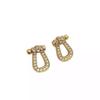 Boucles d'oreilles en Or 18K en Fer à Cheval Entièrement Pavées de Diamants en Forme de U Fei Jia - Design Polyvalent et Tendance pour Femmes