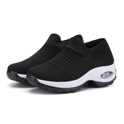Large size women's shoes air cushion casual sports shoes Korean version rocking shoes foot cover mother shoes socks shoes