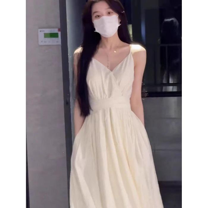 Coffee Break French Dress Children Summer Small Sweet Waist Thin Seaside Vacation Sleeveless Suspender Dress