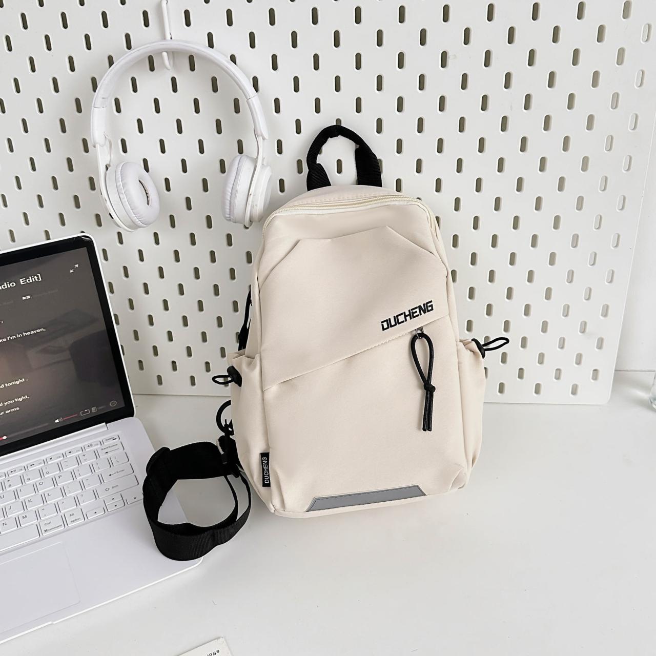 

Стильный рюкзак для женщин, легкий нейлоновый, многосекционный, светоотражающие полосы для повседневного использования, рюкзак для ноутбука