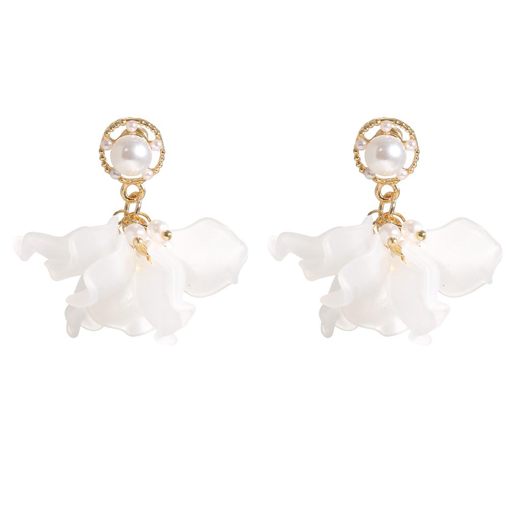 Versatile Personalized White Flower Petal Pearl Earrings, Silver Needle Earrings