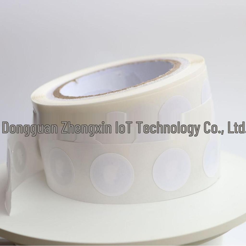 NFC213 Chip Self-Adhesive White Label for Sensing, Reading, and Writing Websites