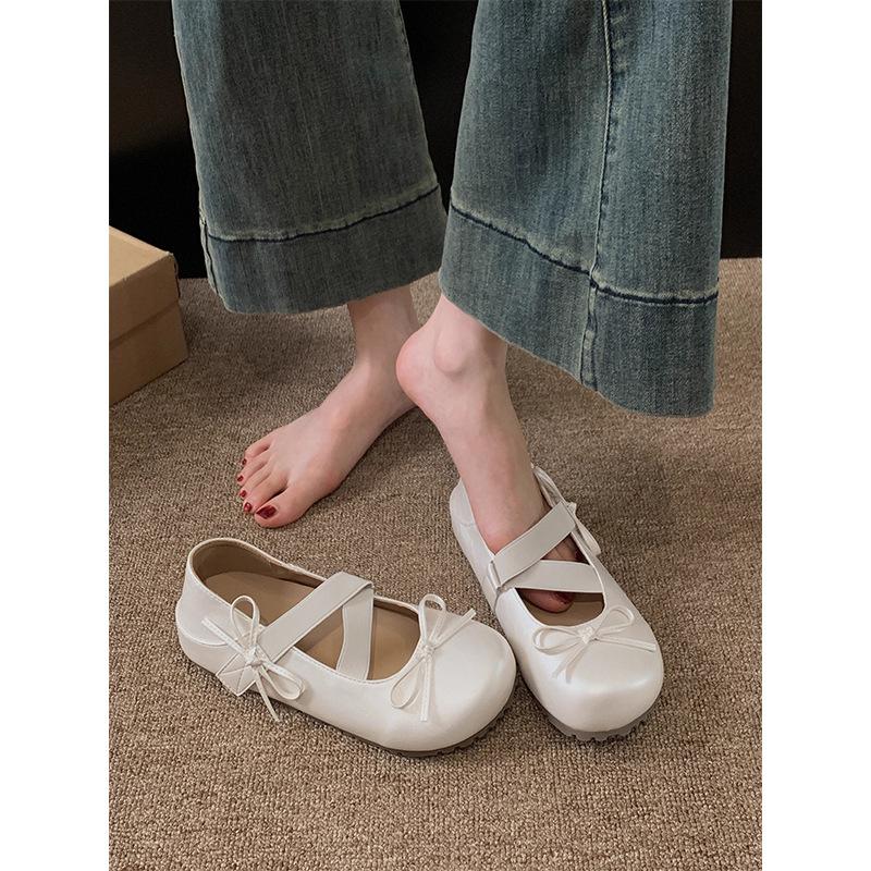 French Bow Shallow Mouth Mary Jane Women's Shoes 2025 New Small Fragrant Style with Skirt Inner Height Increase Small Leather Shoes