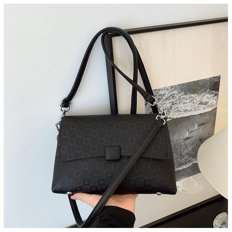 

Сумка-подмышка в стиле ретро премиум-класса, маленькая женская 2025, новая летняя, простая модная, легкая, роскошная, для поездок на работу, универсальная сумка-мессенджер чёрный