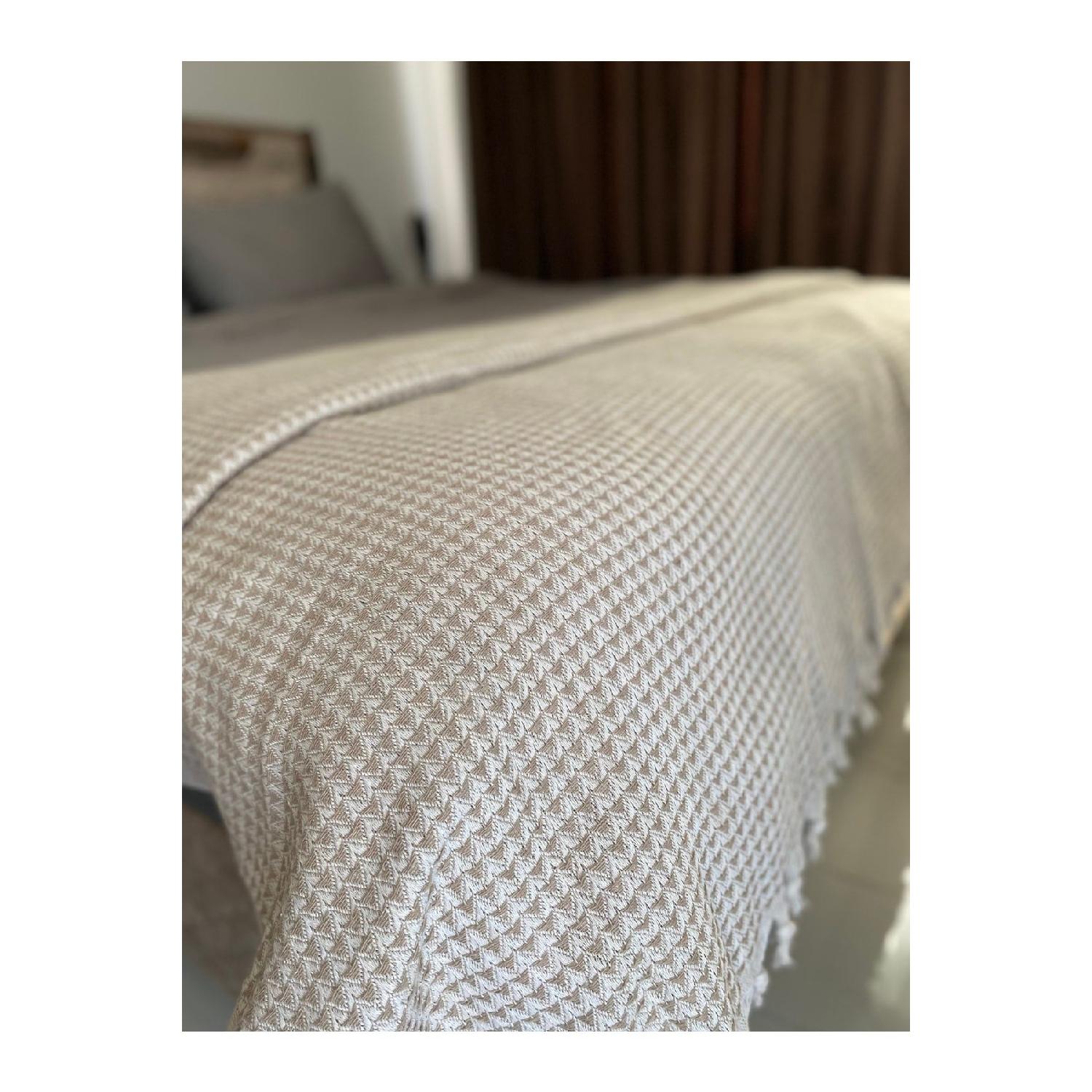 

Кофе с узором двойной пирамиды и молочной щукой