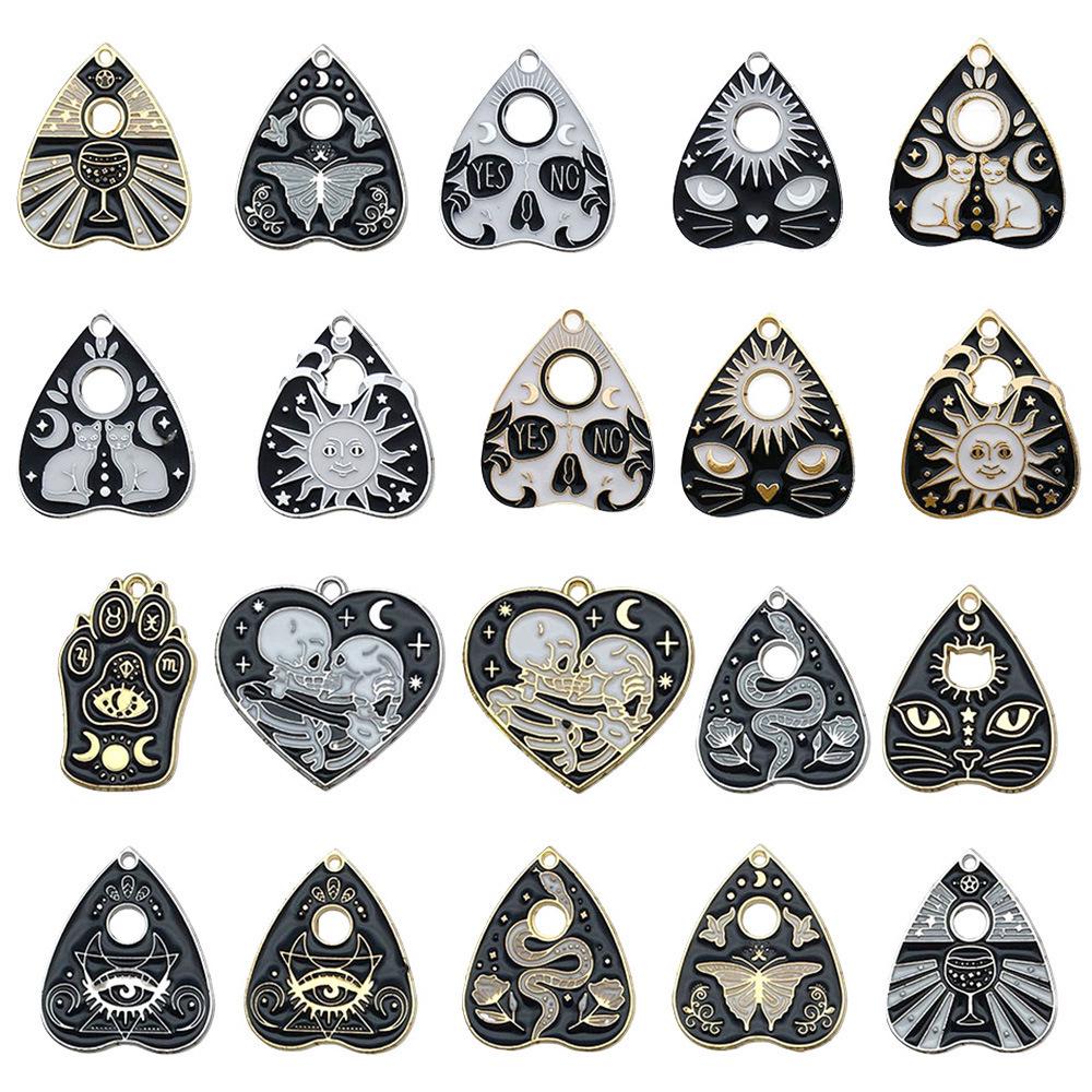 Halloween Enamel Drip Pendants: DIY Earrings, Necklaces & Keychains - Retro Alloy Jewelry Accessories