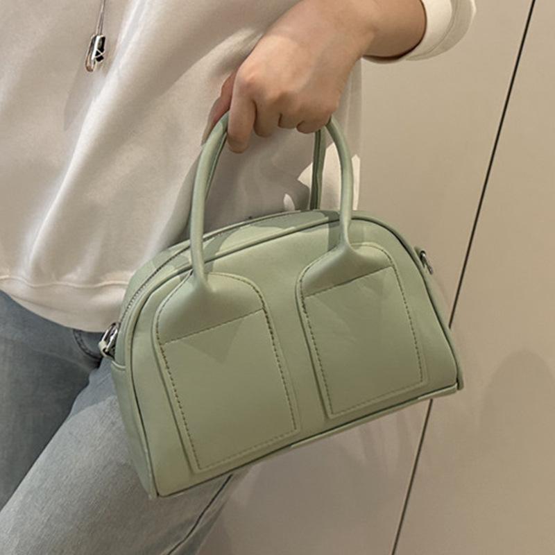 

Супер пожарная маленькая сумка женская сумка весна лето 2025 новая модная нишевая дизайнерская сумка через плечо портативная сумка для боулинга зелёный