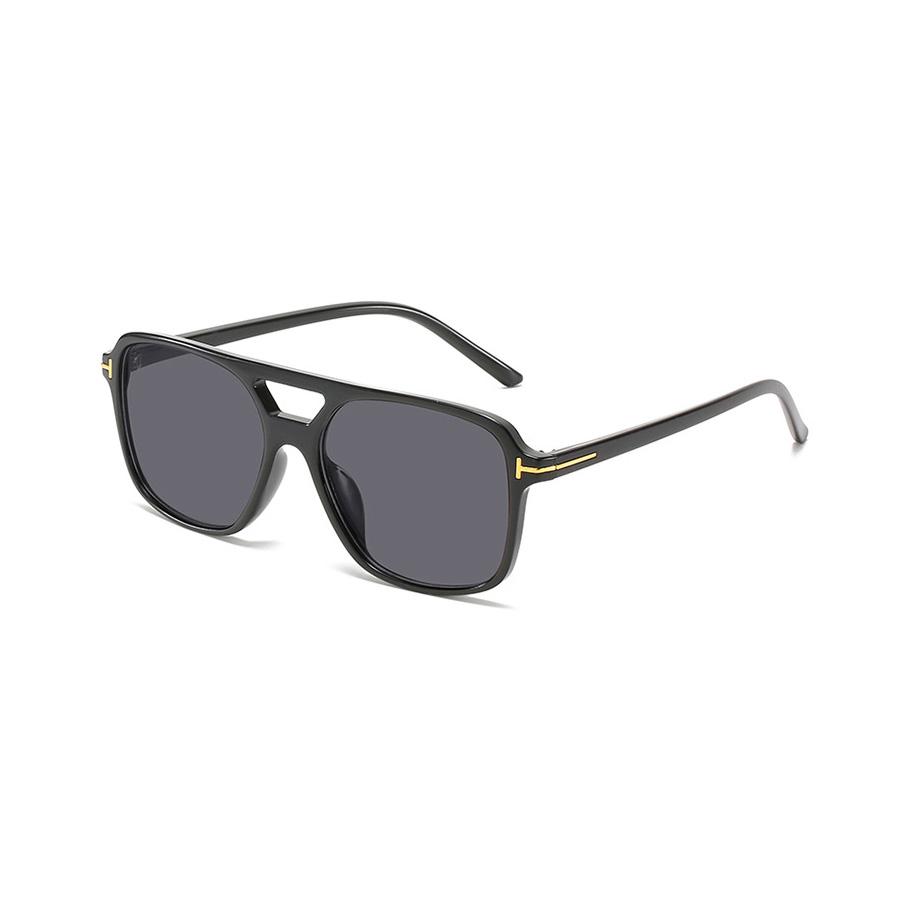 Fashionable Retro Square Rivet Sunglasses for Men and Women  Sunglasses Punk Street Po Decorative Glasses