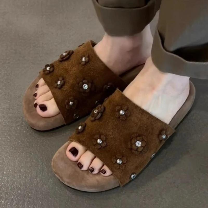 Fashion Flower Women Slippers Flats New Shoes Walking Dress Women Sandals 2025 Summer Retro Flip Flops Designer Fashion Mujer Zapatillas