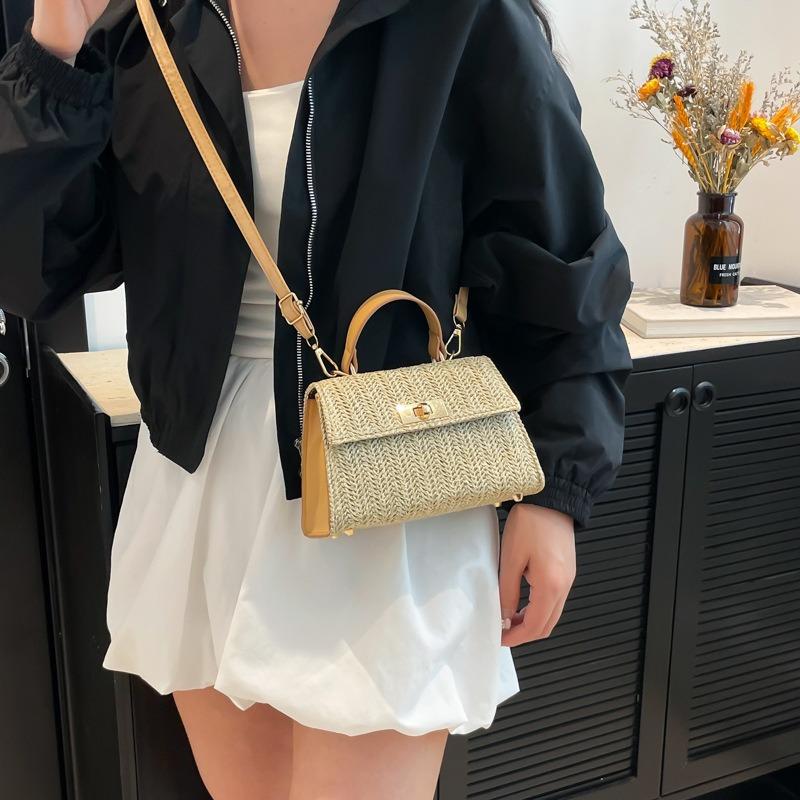 Summer Straw-woven Beautiful Small Square Bag New Simple and Fashionable Portable Shoulder Messenger Bag Temperament Advanced Texture