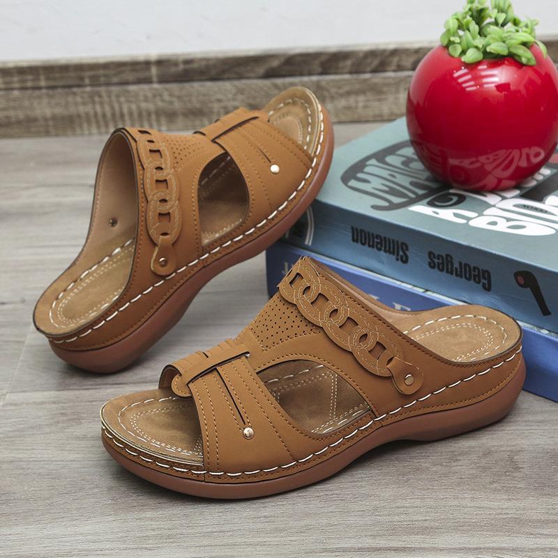 South East Asia new slope heel open-toed fish mouth slippers women's retro hollow thick-bottomed beach sandals