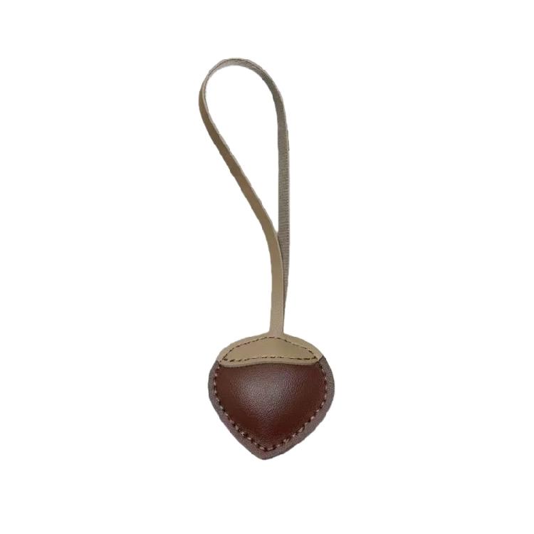 

Artisanal Crafted Chestnut Leather Keychain Vintage Style Bag Charm Water Resistant Sturdy Ornament For Car Mirror Decoration кофейный