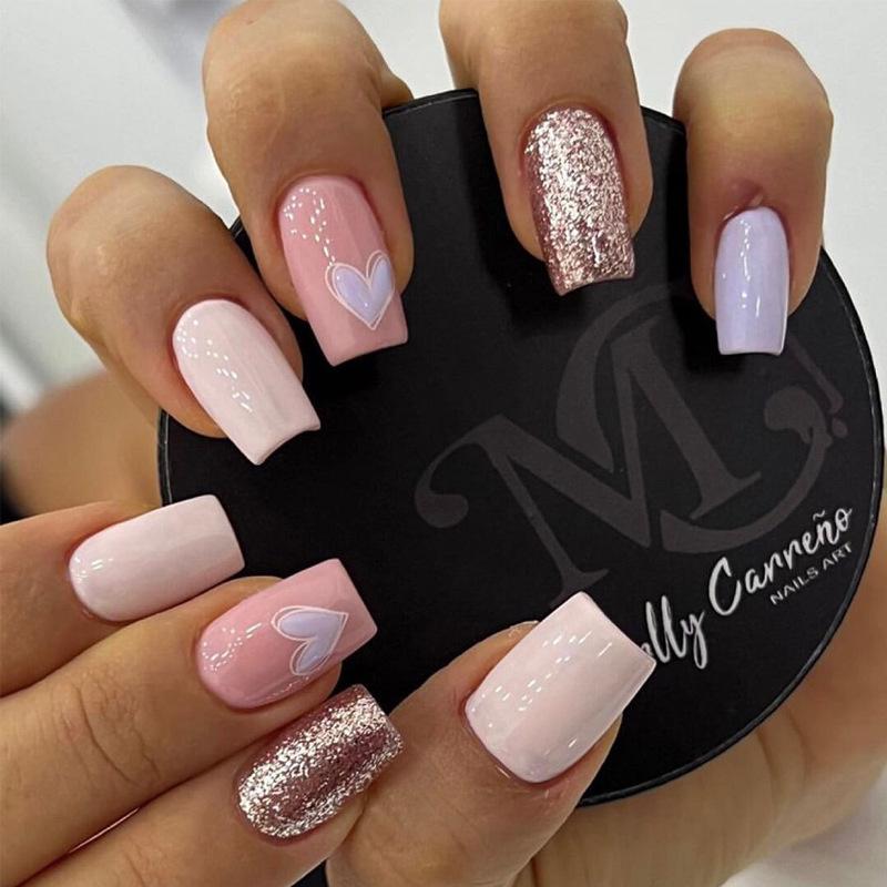 

Short Sweet Heart Glitter Nail Art Stickers - 24 Removable Fake Nail Tips Glue Model
