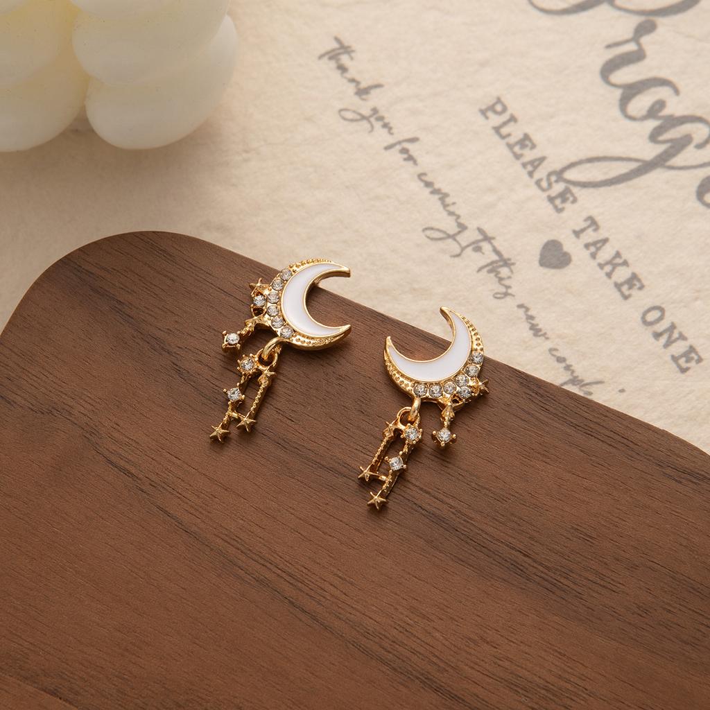 New Product Fashion Temperament Popular Model Moon Star Fringed Earrings Diamond Stud Earrings Jewelry
