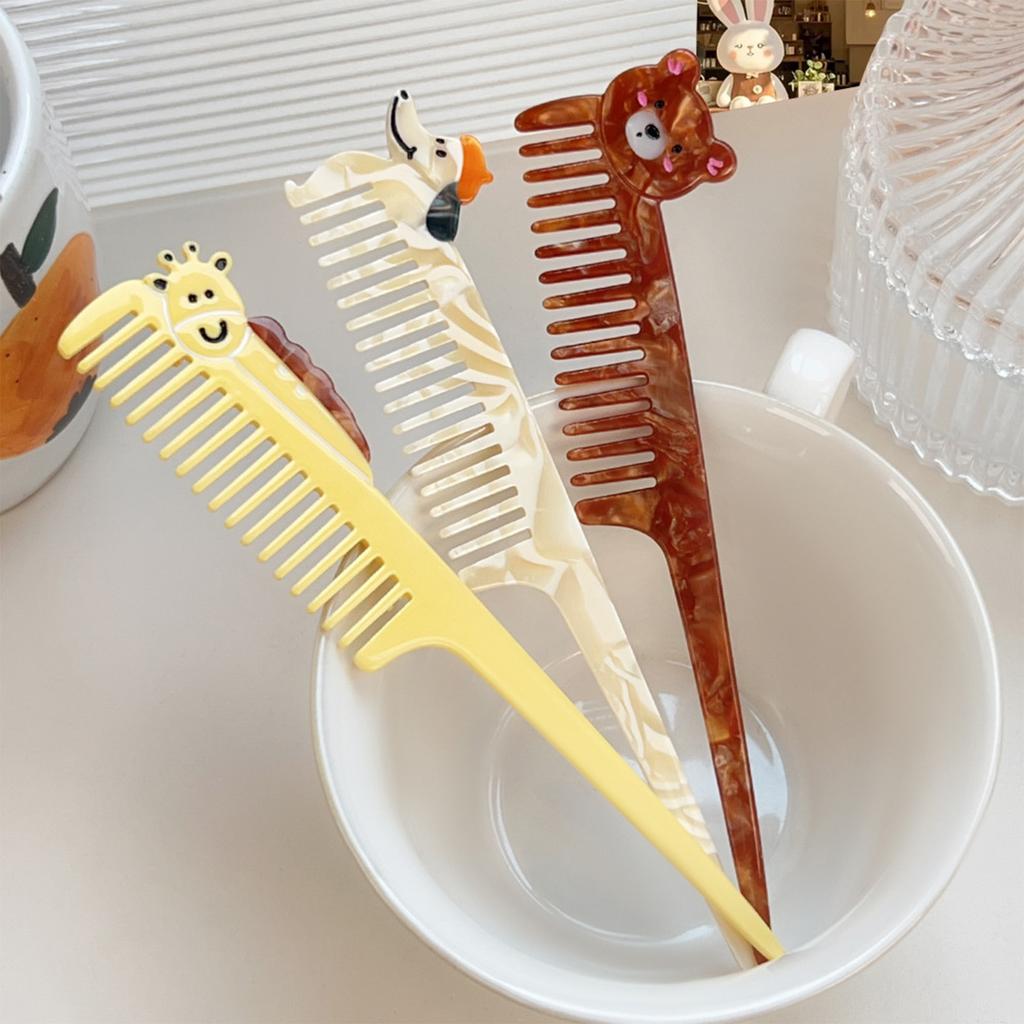 Cartoon Long-handled Comb Cute Bear-shaped Hairbrush Creative Design Fashionable Student-friendly Portable Straightening Comb