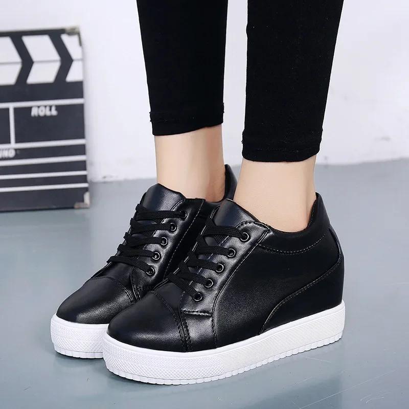 Fashion 2024 White Hidden Slope Heel Casual Sports Shoes Women's Spring Sports Shoes High Platform High Heel Vulcanized Shoes