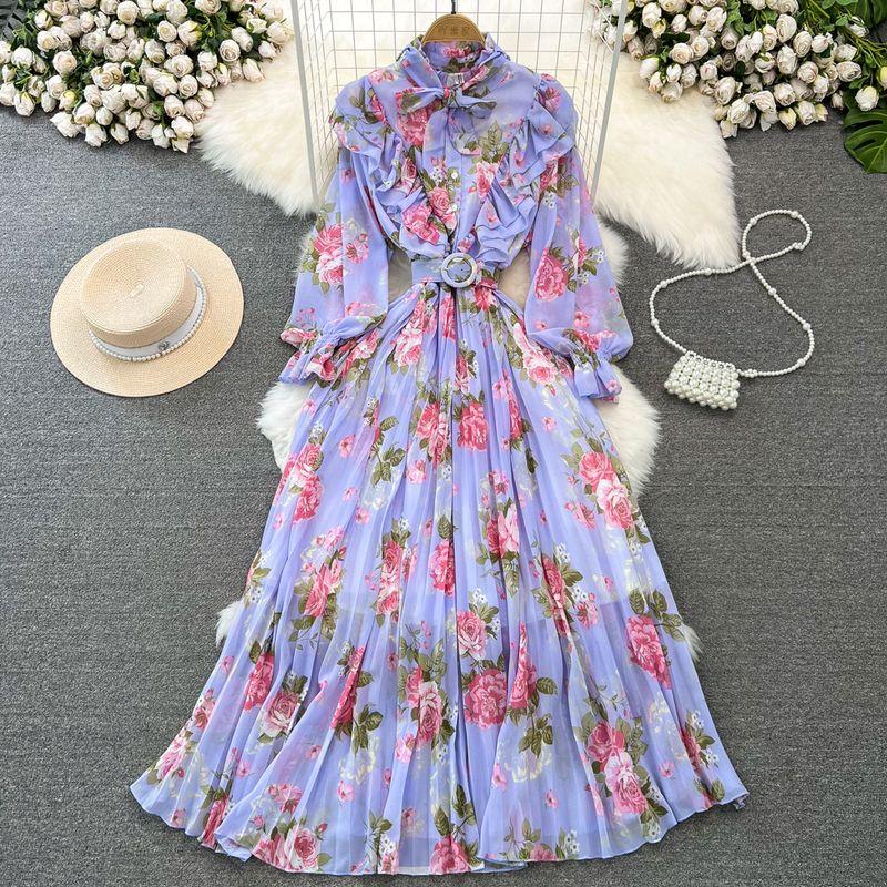 

Платье А-силуэта с воротником-стойкой из плиссированного шифона с принтом Purple All yards