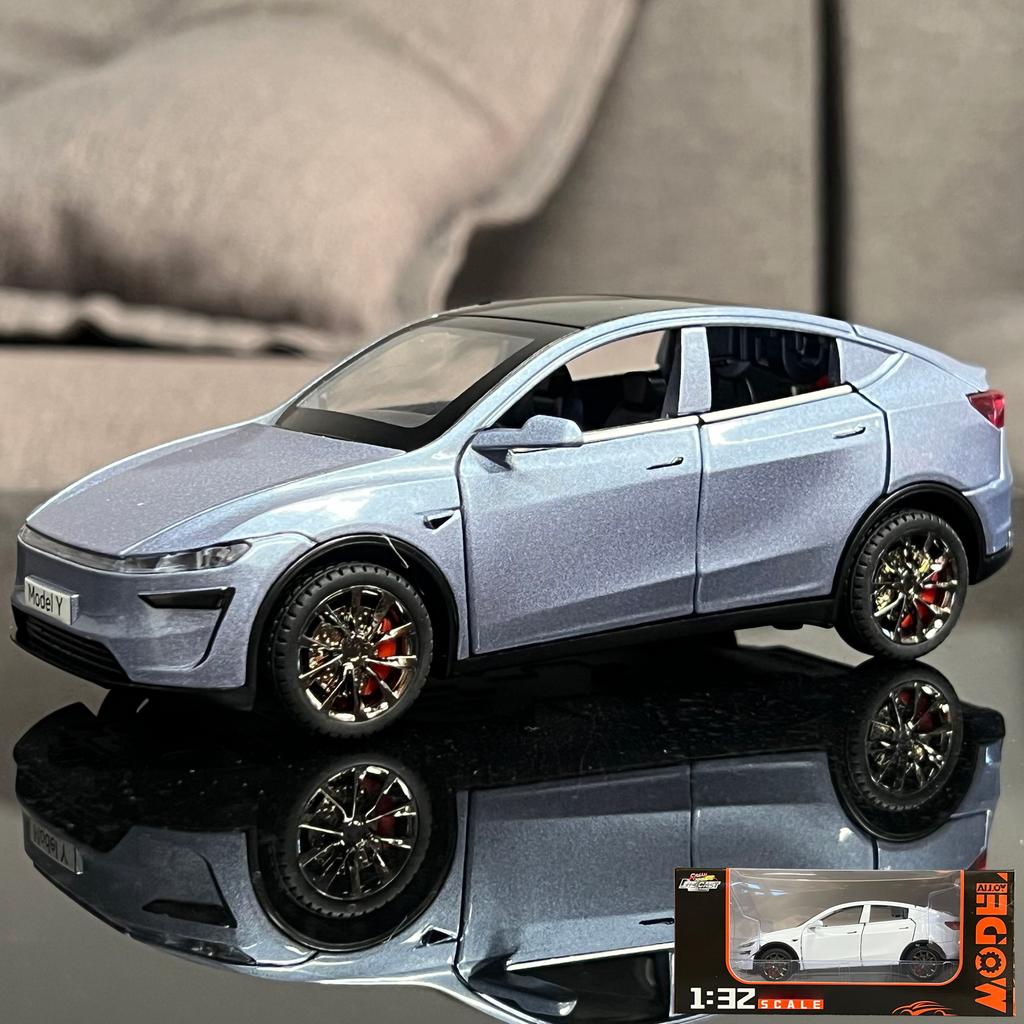New 1:32 Model Y Electric SUV Alloy Car Model Diecast Metal Toy Off-road Vehicles Car Model Sound And Light Kids Gifts With Boys