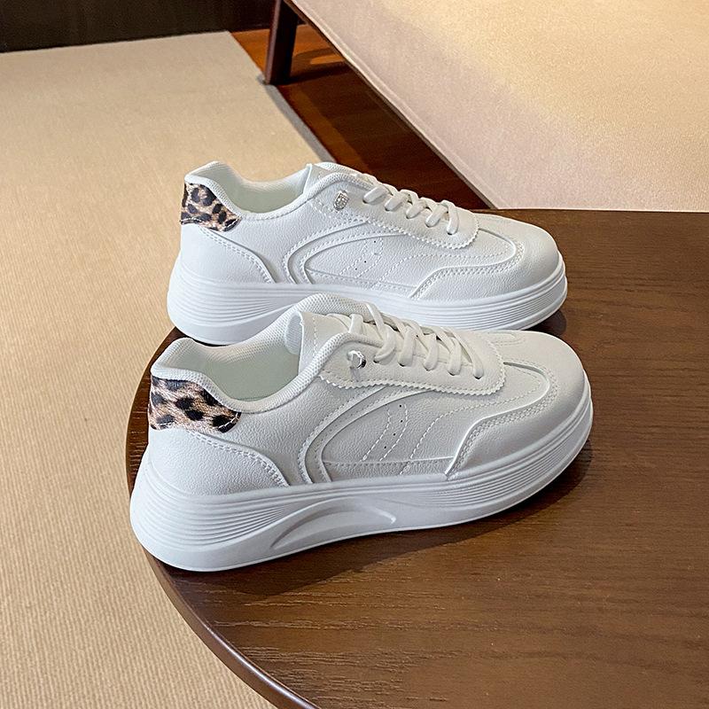 Autumn new breathable little white shoes female students platform versatile casual sports board shoes
