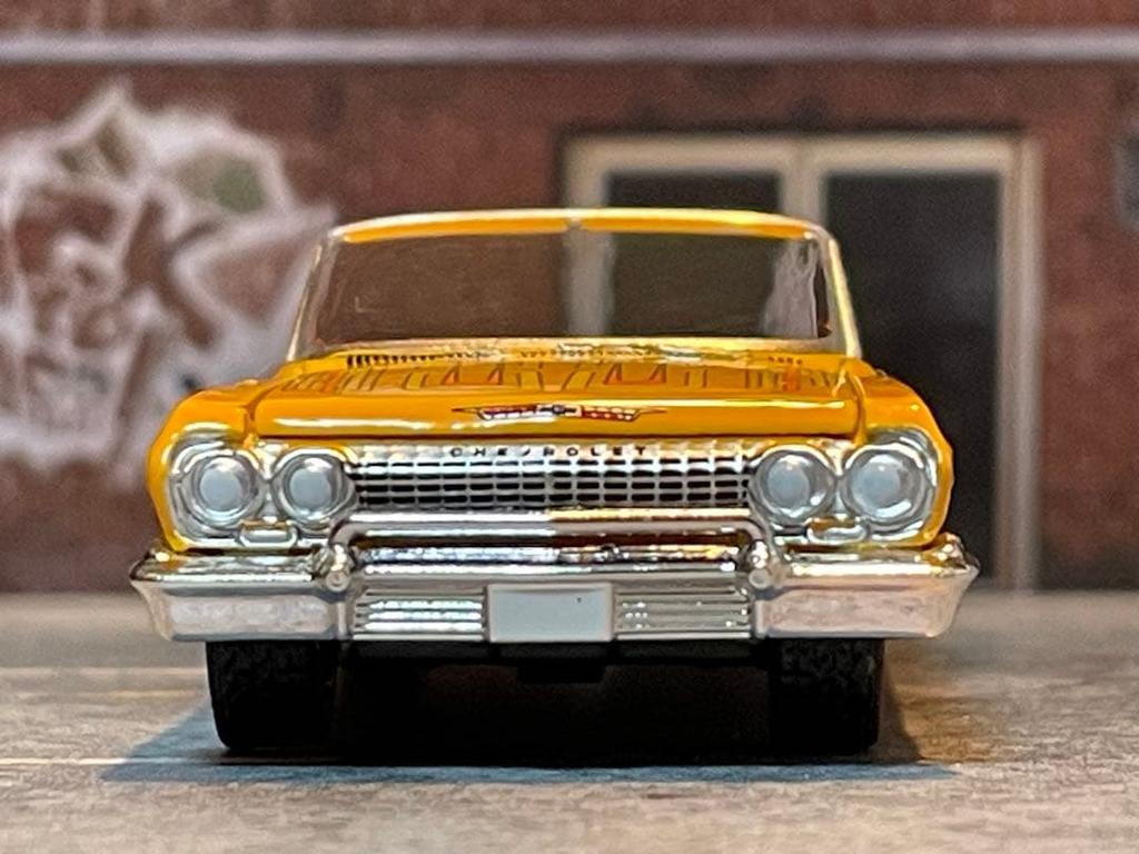 Greenlight 1/64 1963 Chevy Impala Convertible