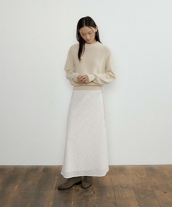 Lingseoul Mock Neck Knit-Cream