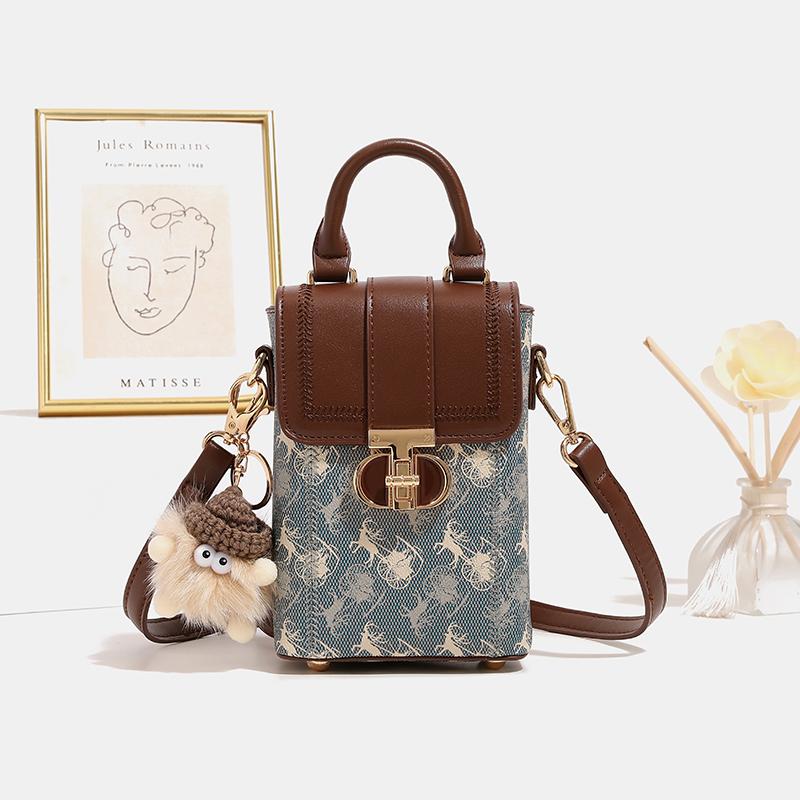 Stylish Small Bag, Versatile Crossbody Bag for Women, Fashionable Phone Bag, High-quality Small Crossbody Bag