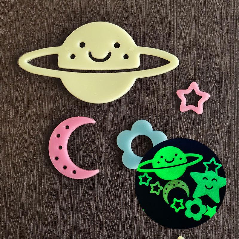 

3D Люмінесцентні Наклейки на Стіну у Формі Зірок Смайликів - Флуоресцентні Смоляні Декалі для Кабінету