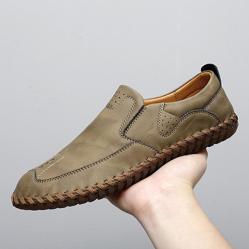 

2024 нові чоловічі повсякденні туфлі ручної роботи з натуральної шкіри онлайн, туфлі Doudou на одній педалі, підошви з яловичої жили, універсальні модні чоловічі туфлі 47 хакі