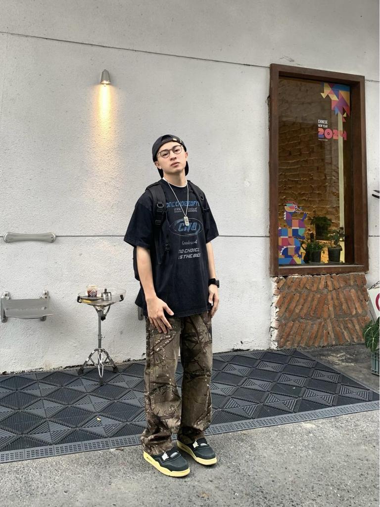 Unisex Retro Camouflage Distressed Work Pants - Straight Leg, Loose-Fit Outdoor Casual Wear