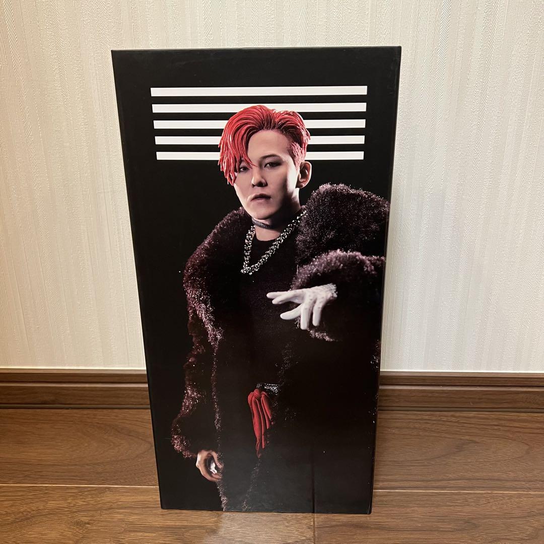 

[Б/У] BIGBANG G-DRAGON Jiyong Фигурка Эксклюзив для Кореи